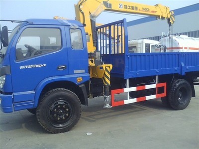 云南隨車吊服務(wù) 專業(yè)交通運輸設(shè)備供應(yīng)